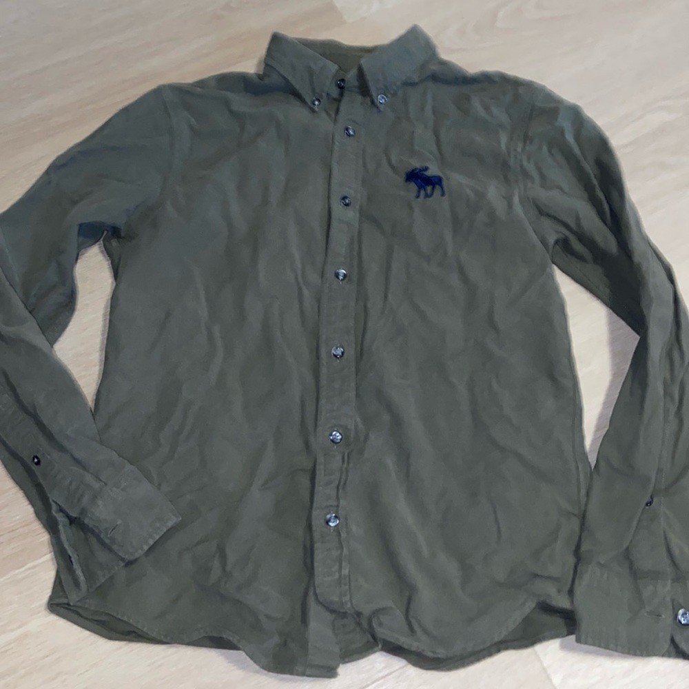 Abercrombie and fitch button up men’s shirt